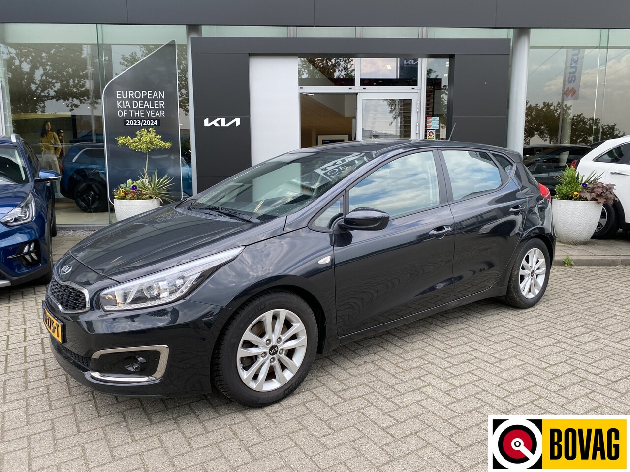 Kia Cee'd - 1.6 GDI First Edition | Camera | Navi | Info Bas: 0492-588982 Info Bas: 0492-588982 - AutoWereld.nl