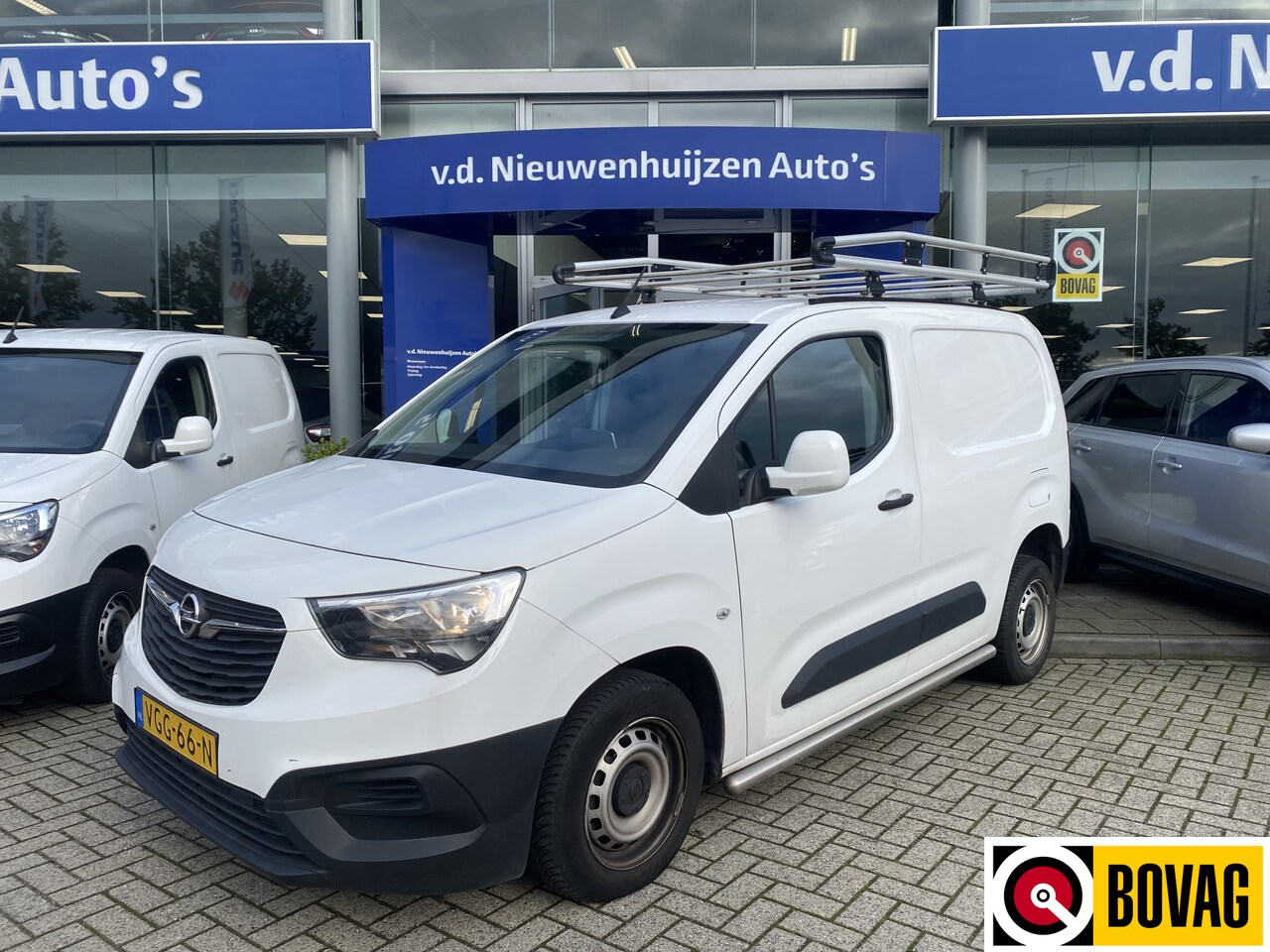 Opel Combo - 1.5D L1H1 Edition | Carplay | Cruise | Trekhaak | Info Sven 06-20210707 - AutoWereld.nl