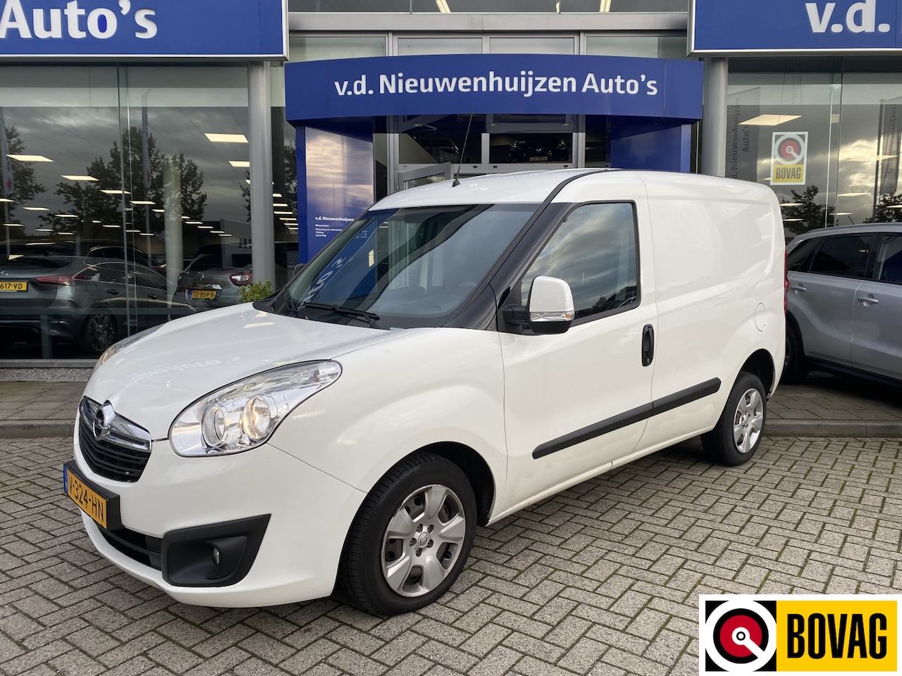 Opel Combo - 1.3 CDTi L1H1 ecoFLEX Sport | Airco | Cruise | Trekhaak | Info Sven 06-20210707 - AutoWereld.nl