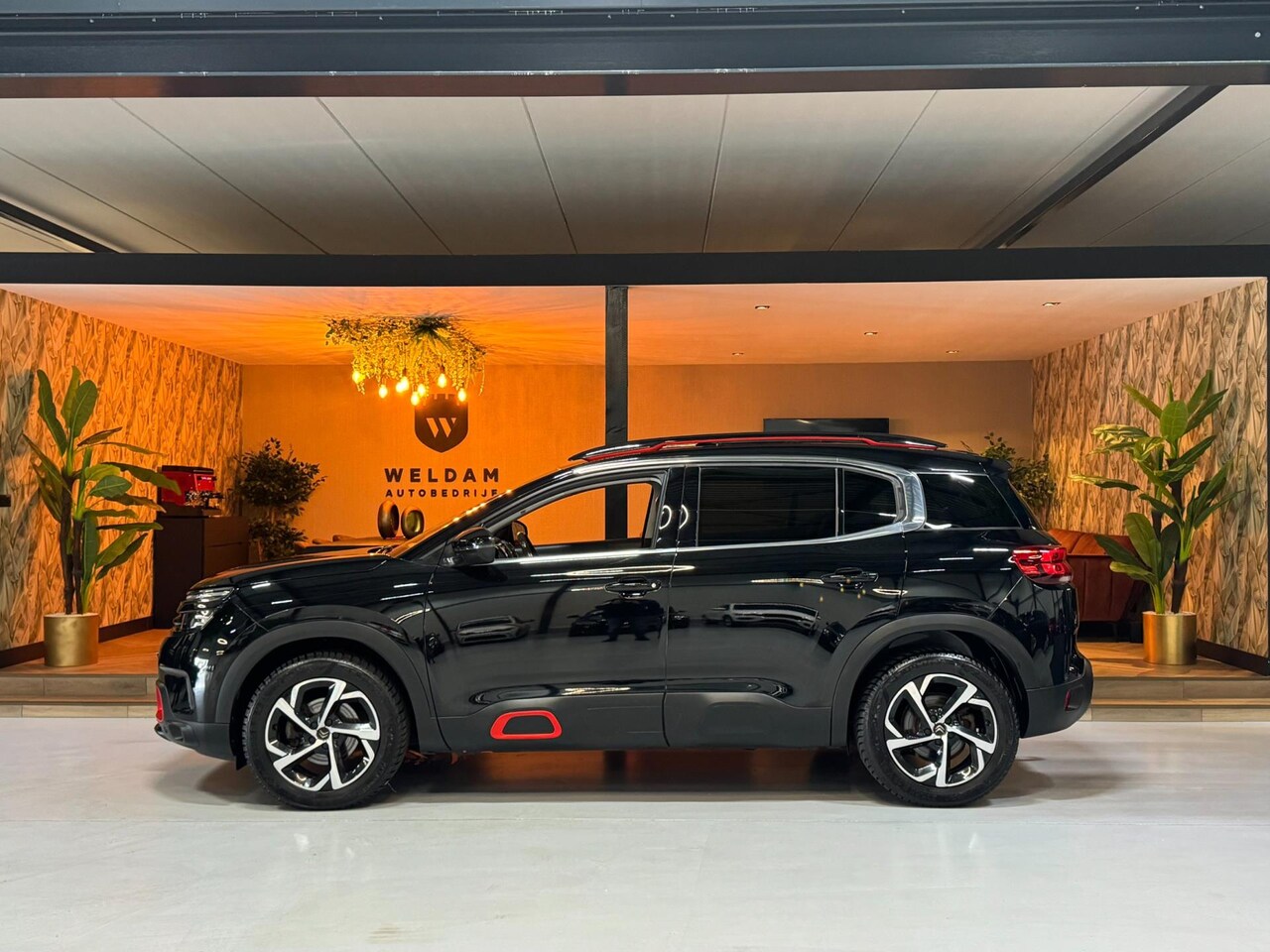 Citroën C5 Aircross - 1.2 PureTech Shine Garantie Carplay Leder Pano LED Cruise Rijklaar - AutoWereld.nl