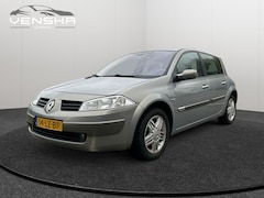 Renault Mégane - 2.0-16V Privilège Luxe