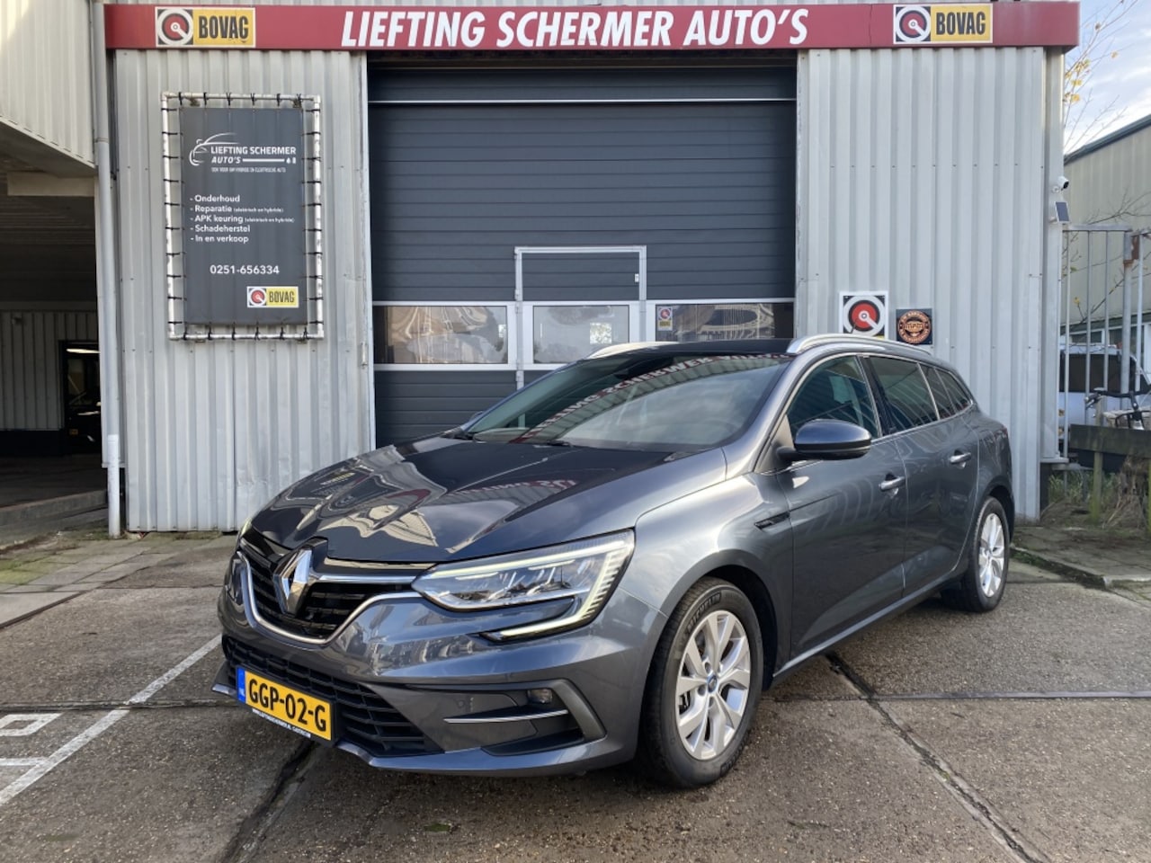 Renault Mégane E-Tech - 1.6 ET PH 160 BnsZen - AutoWereld.nl