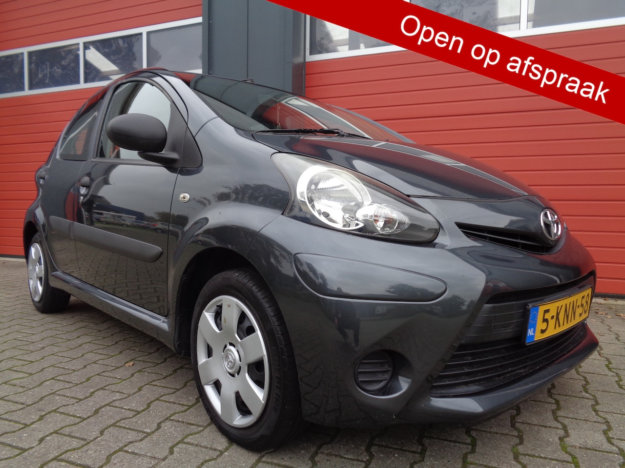 Toyota Aygo - 1.0 VVT-i Comfort Airco CV 5DRS NL-Auto - AutoWereld.nl