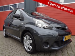 Toyota Aygo - 1.0 VVT-i Comfort Airco CV 5DRS NL-Auto