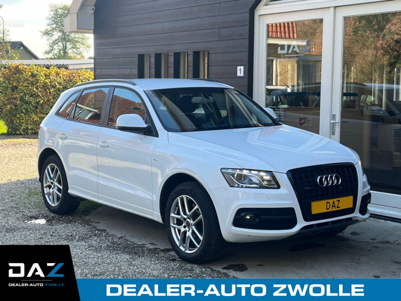 Audi Q5 - 3.2 FSI quattro Pro Line S S-Line/Aut/Ecc/Audio/Pdc/Lm - AutoWereld.nl