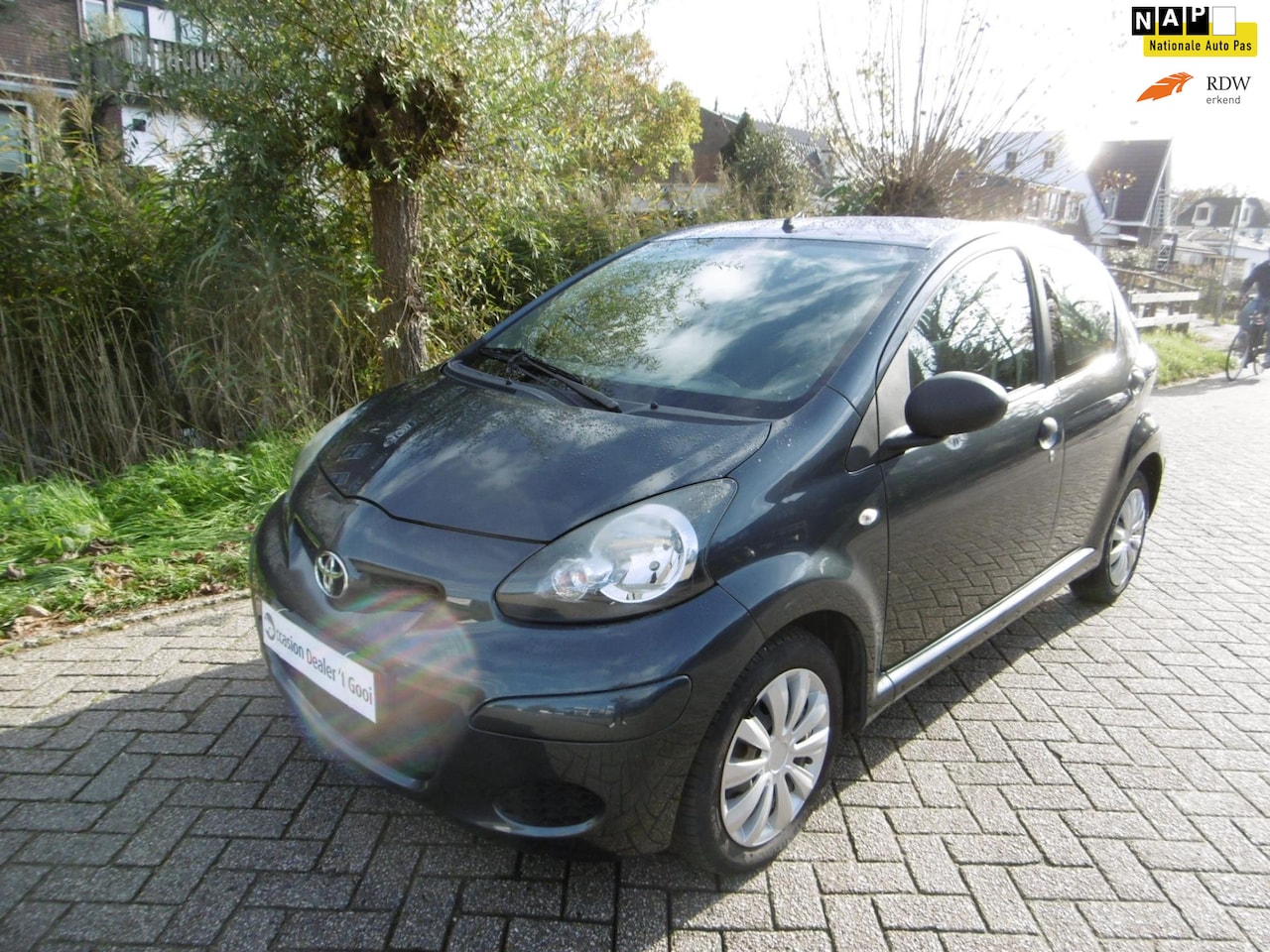 Toyota Aygo - 1.0-12V 5-deurs Airco Zuinig A-Label Historie Geen import - AutoWereld.nl