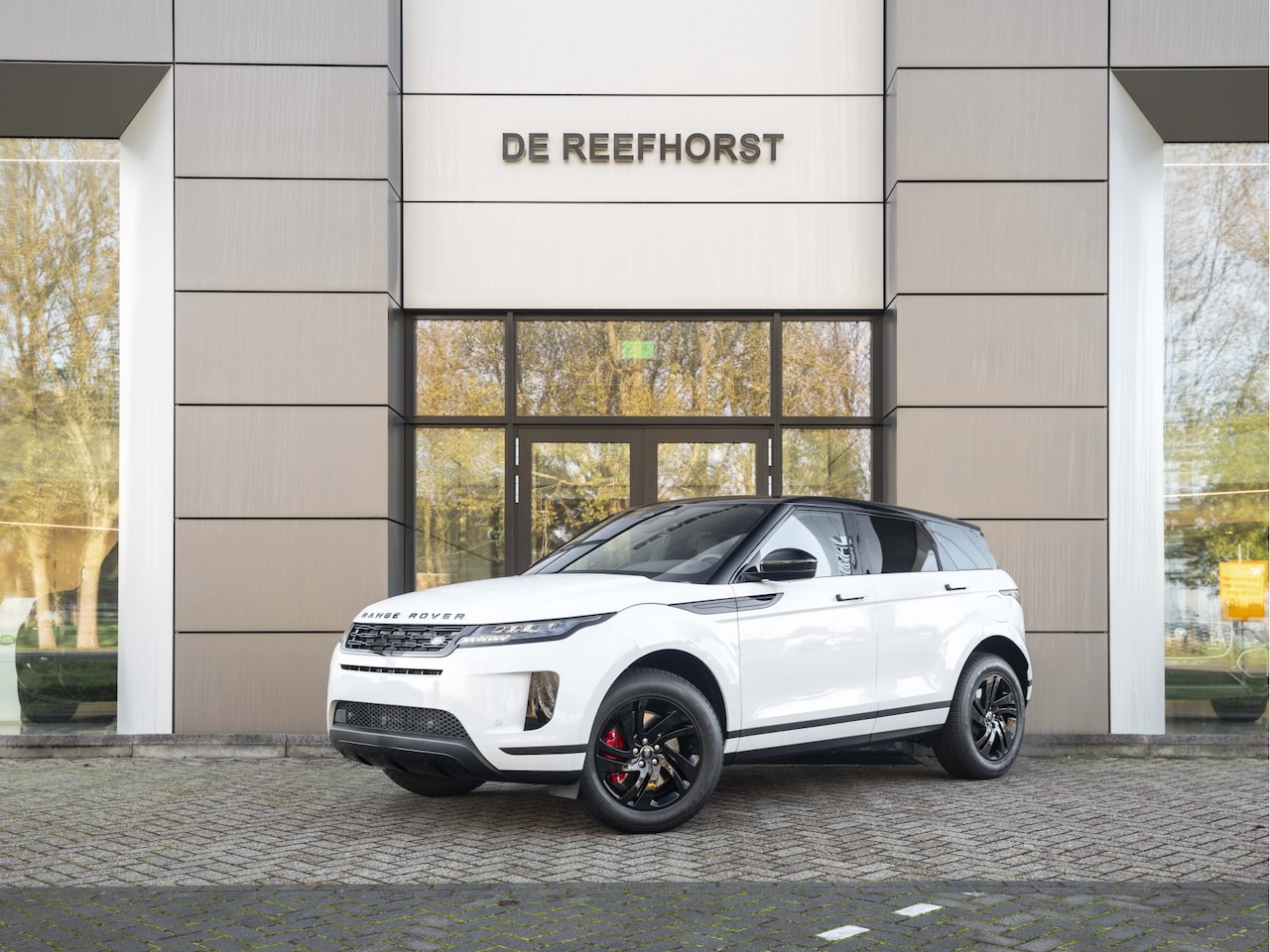 Land Rover Range Rover Evoque - P270e PHEV AWD S Limited Edition | € 5.793 VOORDEEL | Elektrische Trekhaak | Black Pack | - AutoWereld.nl