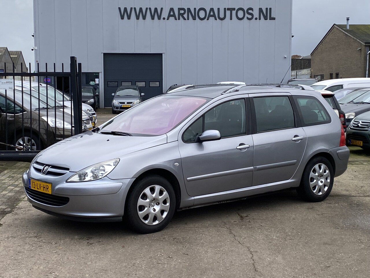 Peugeot 307 SW - 1.6-16V 1.6 16V, 7-PERSOONS, AIRCO(CLIMA), CRUISE CONTROL, APK TOT 16-11-2025, PANORAMADAK, ELEK-R - AutoWereld.nl