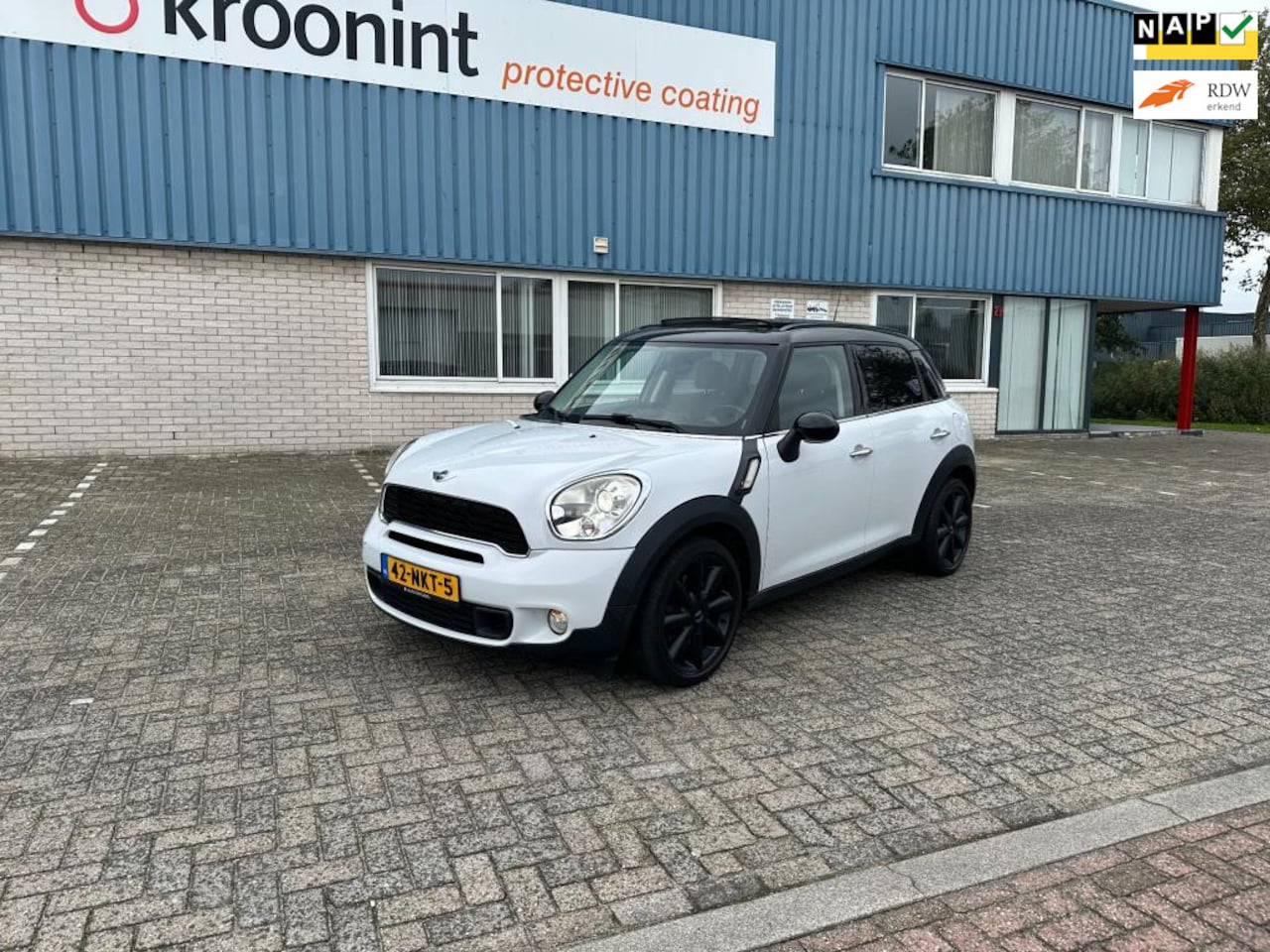 MINI Countryman - Mini 1.6 Cooper S Chili Pano! Leder! Grootscherm! NAP! PDC! - AutoWereld.nl