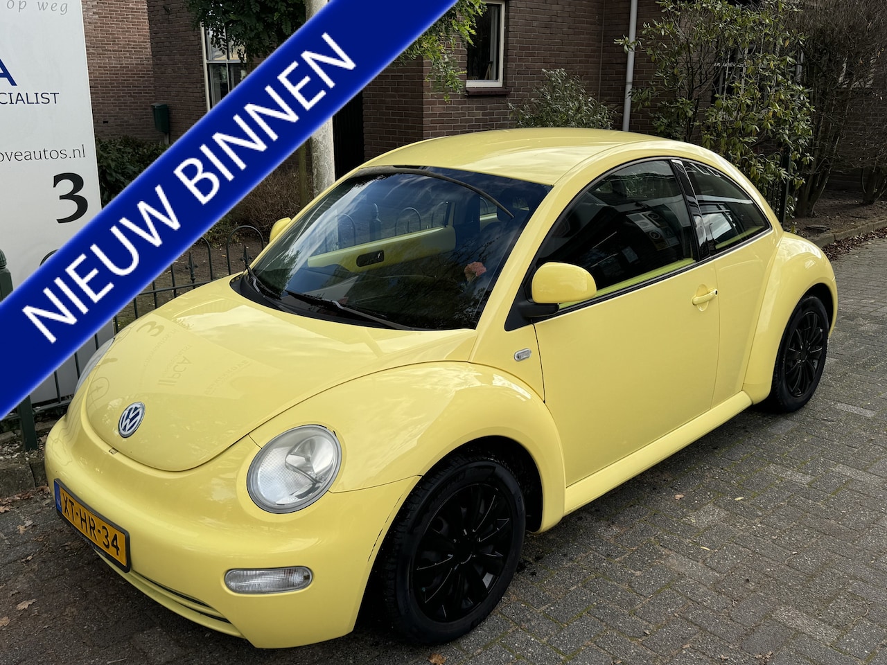 Volkswagen New Beetle - 2.0 Highline 2.0 Highline - AutoWereld.nl