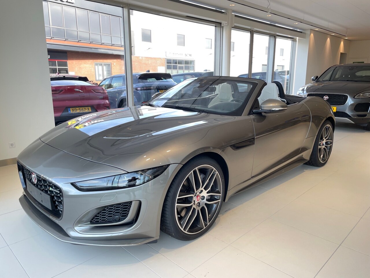 Jaguar F-type - P300 RWD Cabriolet - AutoWereld.nl