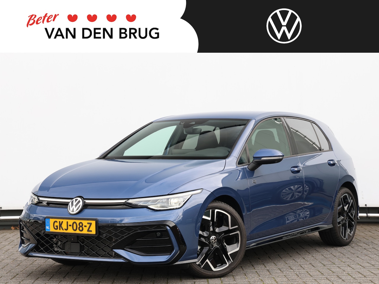 Volkswagen Golf - 1.5 eTSI 115pk DSG R-Line Edition | LED Matrix | Digital Cockpit | 360º Camera | 18" Leeds - AutoWereld.nl