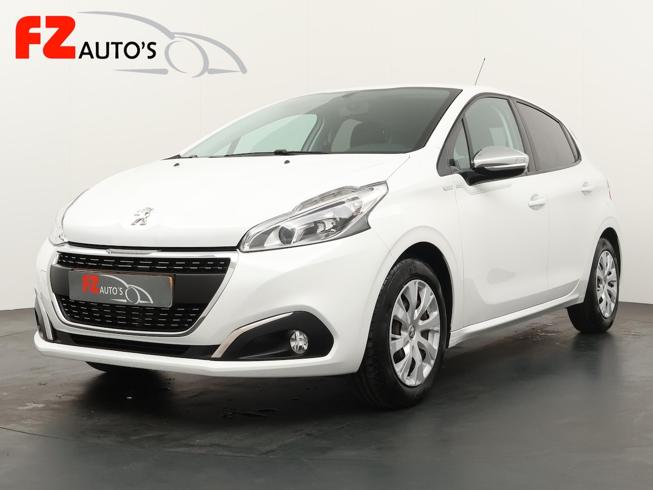 Peugeot 208 - 1.2 PureTech Urban Soul Trekhaak|Airco|Navigatie - AutoWereld.nl