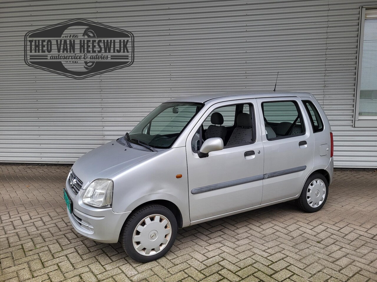 Opel Agila - 1.2-16V Comfort 1.2-16V Comfort - AutoWereld.nl