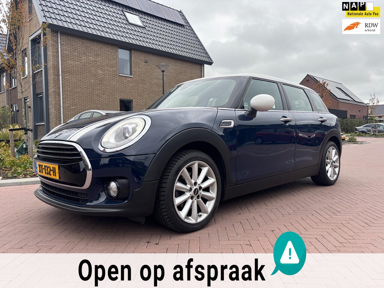 MINI Clubman - Mini 1.5 Cooper Business Edition | Orig NL | Sport LEER | LED | Navi | Trekhaak | 1e EIG - AutoWereld.nl