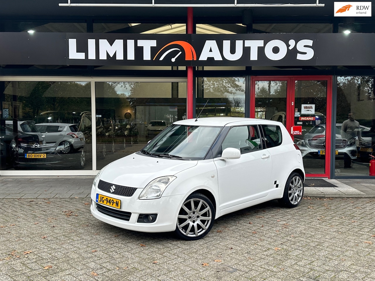 Suzuki Swift - 1.5 Exclusive Airco/El.ramen/St.verwarming/Lmv/Apk - AutoWereld.nl