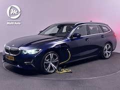 BMW 3-serie Touring - 330e Luxury Line Plug in Hybrid 293pk | Lederen Sportstoelen | Apple Carplay | Head Up | S