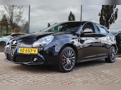 Alfa Romeo Giulietta - 1.4 T 170 PK EXCLUSIVE AUT. | 18 INCH | NAVI | CRUISE | CLIMATE | PDC |