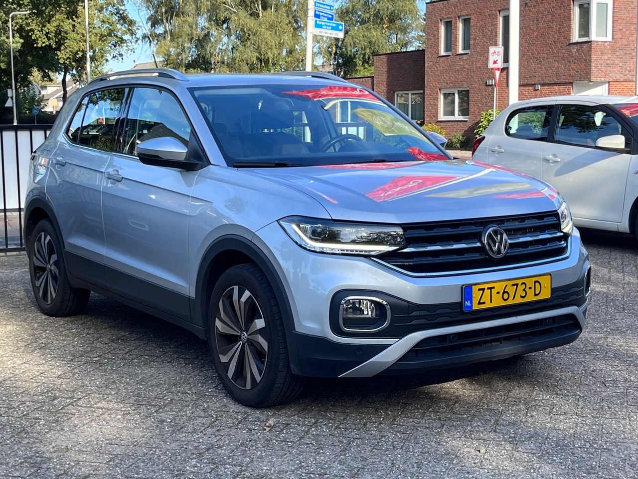 Volkswagen T-Cross - 1.0 TSI Style | NL-auto - AutoWereld.nl