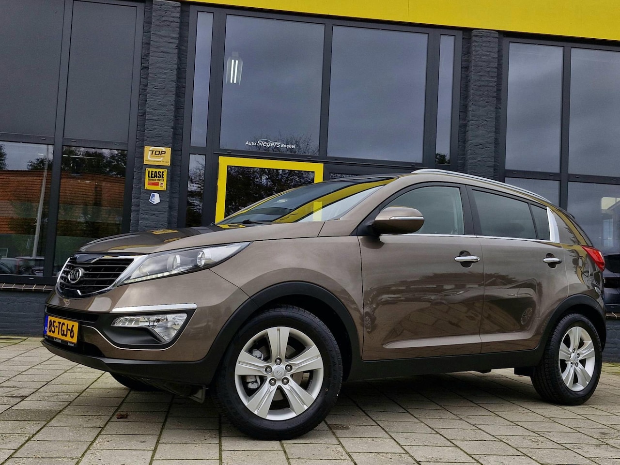 Kia Sportage - 1.6 GDI X-ecutive Plus Pack | 1200 KG Trekgewicht | Parkeer Camera | Trekhaak | Navigaties - AutoWereld.nl