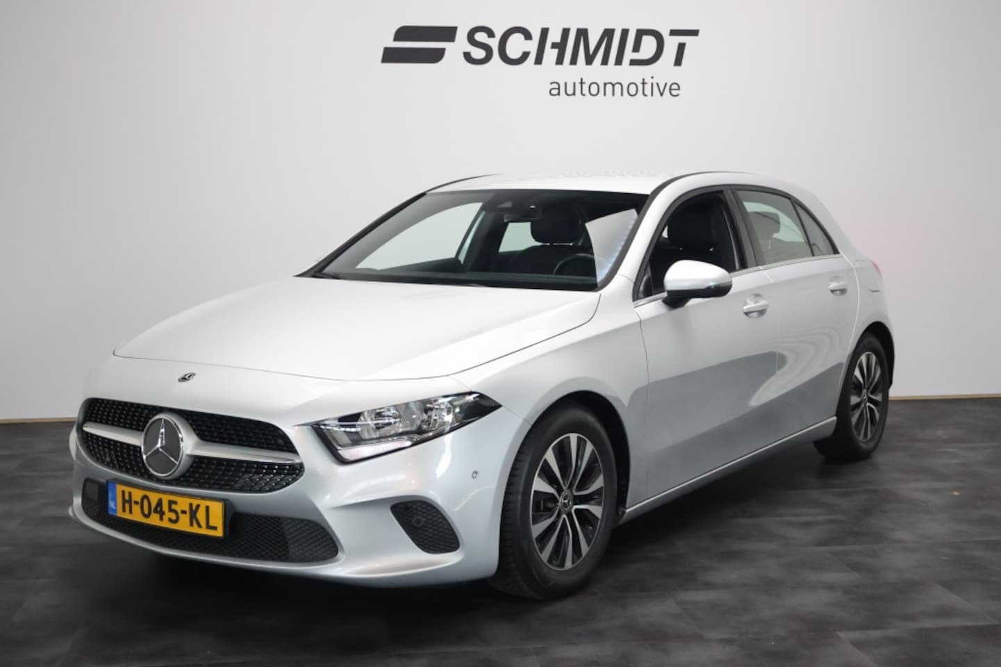 Mercedes-Benz A-klasse - 180 Bns Solution | Automaat | MBUX | Carplay - AutoWereld.nl