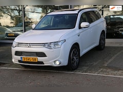 Mitsubishi Outlander - 2.0 PHEV Instyle+ SCHUIFDAK LEDER