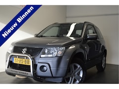 Suzuki Grand Vitara - 1.6-16V Exclusive 4 WD , TREKHAAK , CLIMATR , LMV17 , MISTL V ,