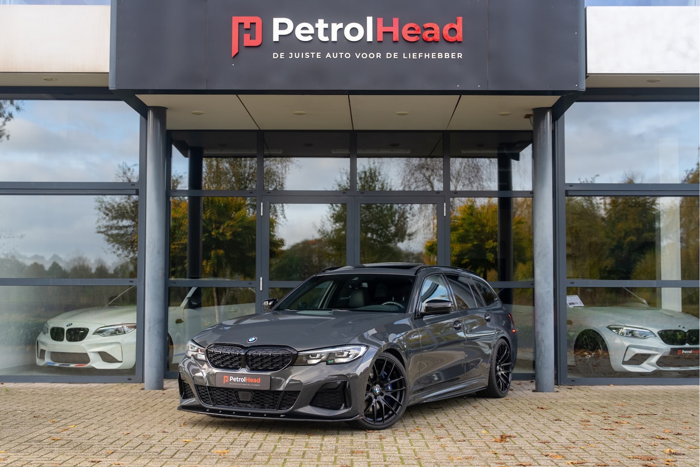 BMW 3-serie Touring - M340i xDrive High Executive M340i xDrive High Executive, Dravitgrau, ACC, Pano, AppleCarplay - AutoWereld.nl