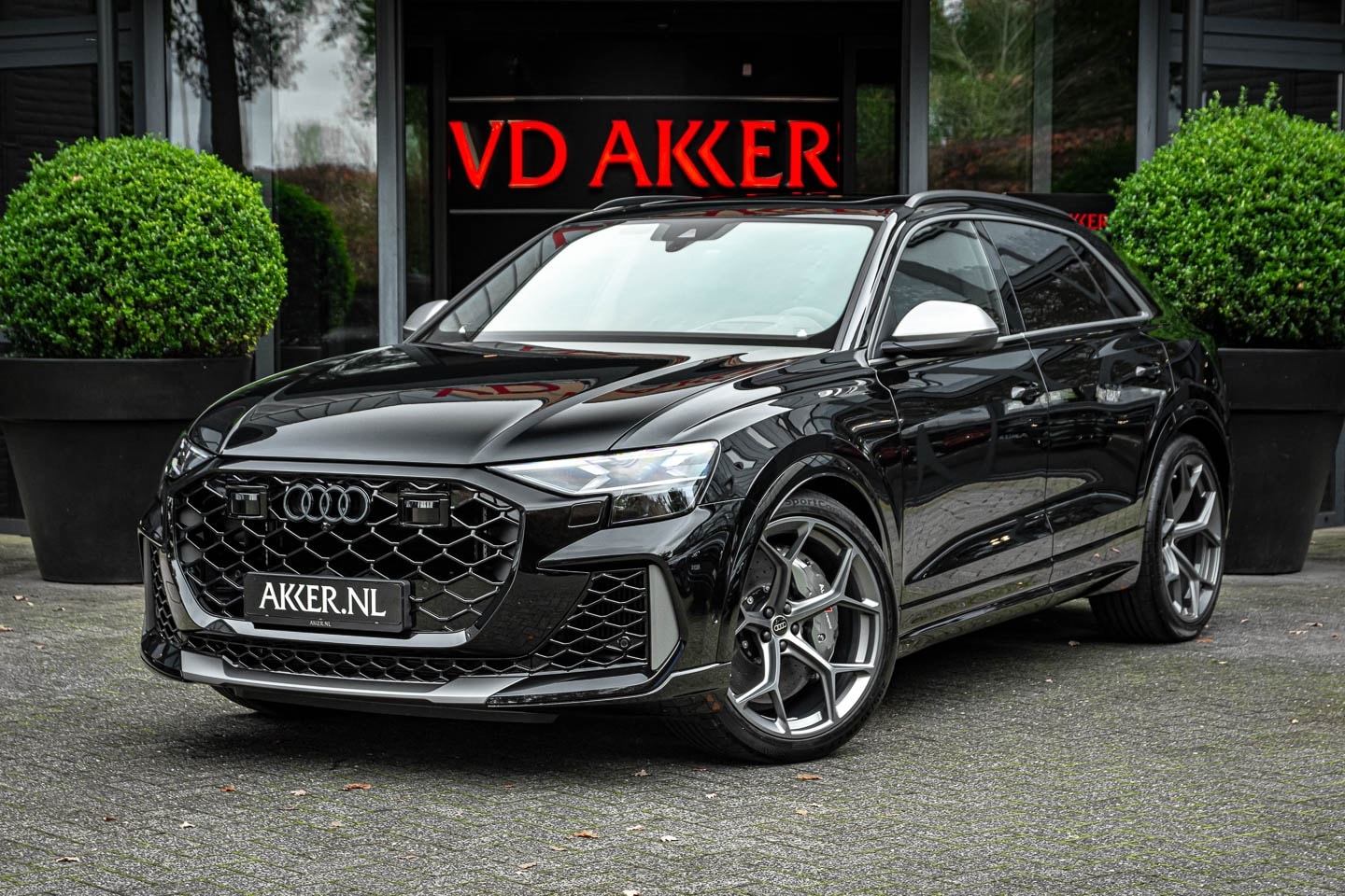 Audi RSQ8 - PERFORMANCE 640 PK (FACELIFT) SPORTDIF.+305KMH+HEADUP - AutoWereld.nl