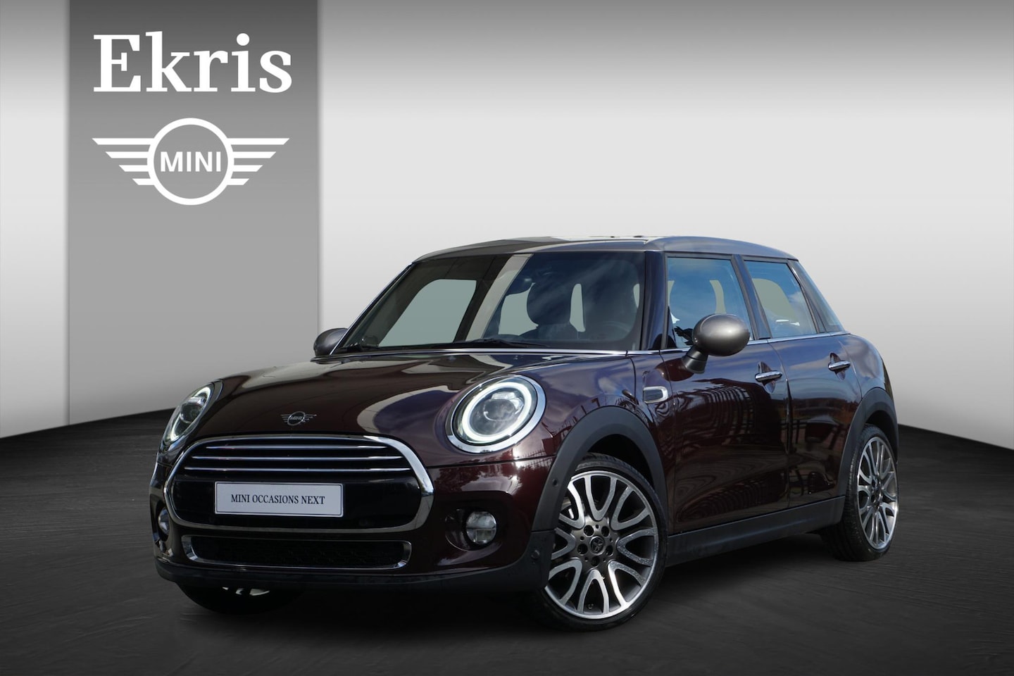 MINI Cooper - Mini 1.5 Chili 5-Deurs Pure Burgundy Edition - AutoWereld.nl