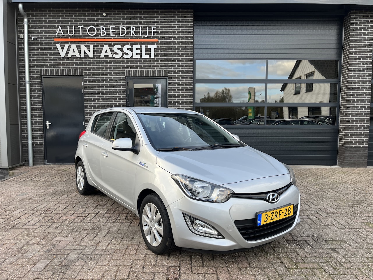 Hyundai i20 - 1.2i i-Deal 1.2i i-Deal - AutoWereld.nl