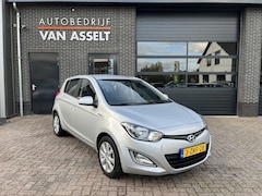 Hyundai i20 - 1.2i i-Deal