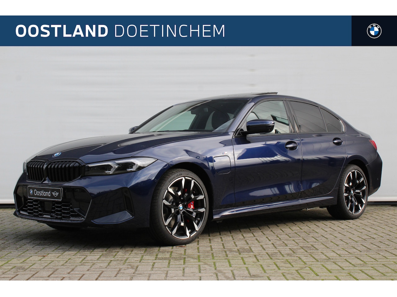 BMW 3-serie - 330e High Executive M Sport Automaat / Schuif-kanteldak / Sportstoelen / Active Cruise Con - AutoWereld.nl