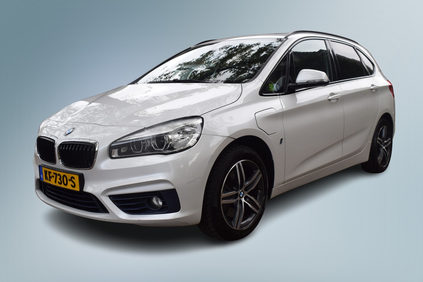 BMW 2-serie Active Tourer - 225xe iPerformance Centennial Executive 225xe iPerformance Centennial Executive - AutoWereld.nl