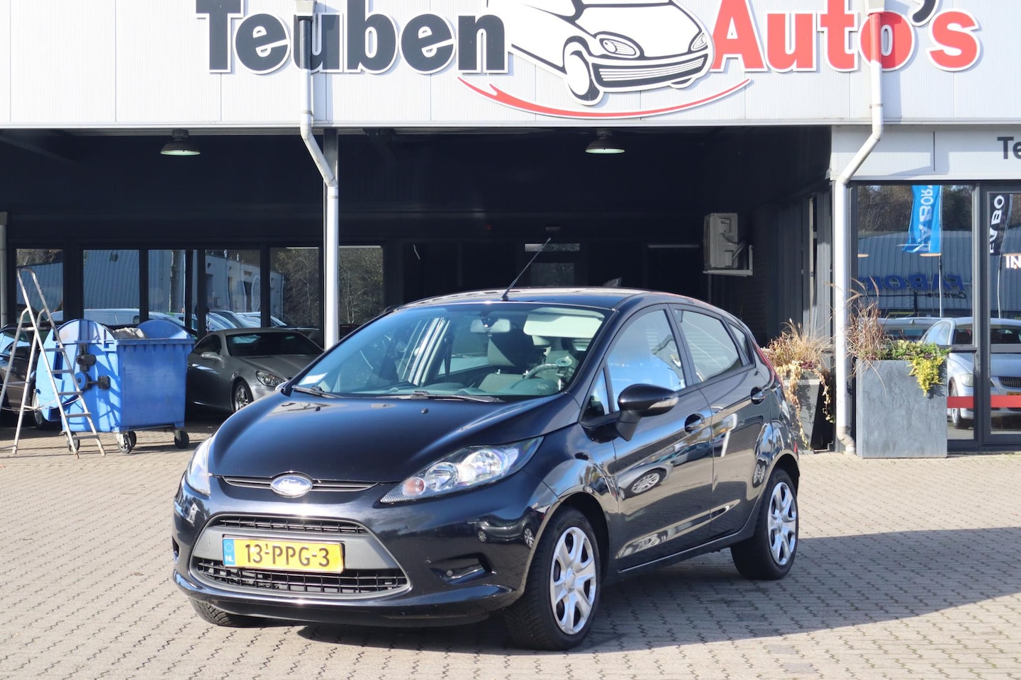 Ford Fiesta - 1.25 Limited Airco, Elektrische ramen, Lichtmetalen wielen - AutoWereld.nl