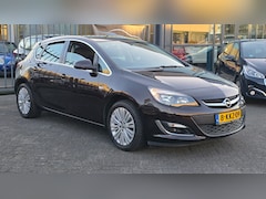 Opel Astra - 1.4 Design Edition