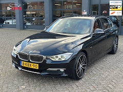 BMW 3-serie - 320i EfficientDynamics LUXURY|LEER|XENON|NAVI|PDC|CRUISEC|NAP