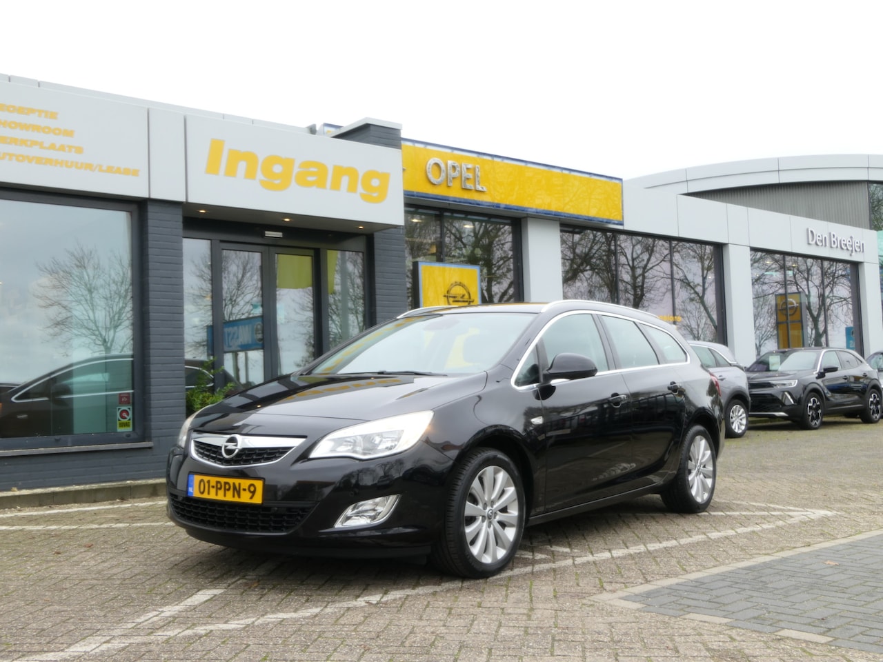 Opel Astra Sports Tourer - ST 1.4 Turbo Cosmo | Navigatie | Parkeersens. - AutoWereld.nl