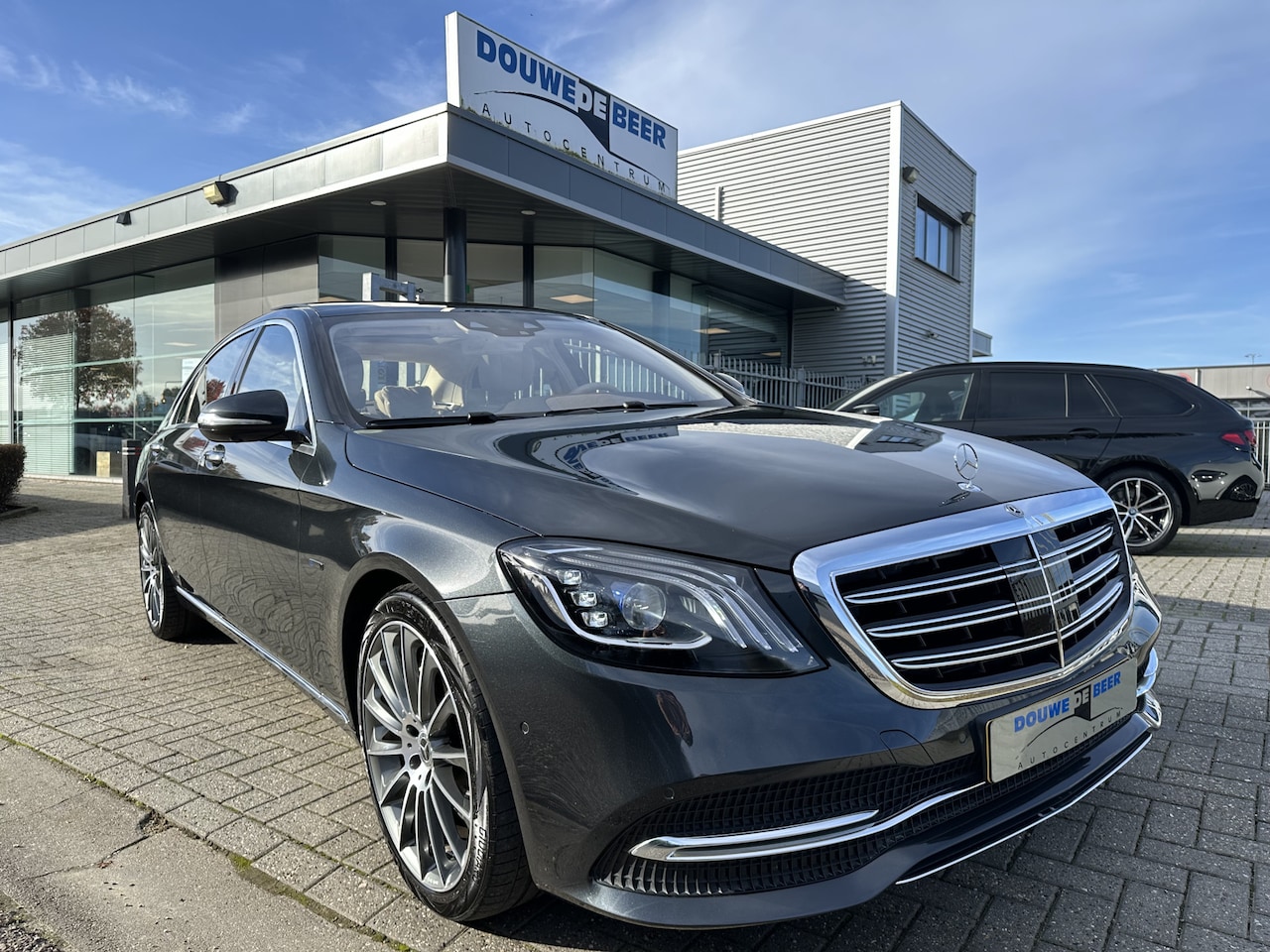 Mercedes-Benz S-klasse - 560 e Lang Premium Entertainment | Distronic | Pano-Dak | 360-camera | - AutoWereld.nl