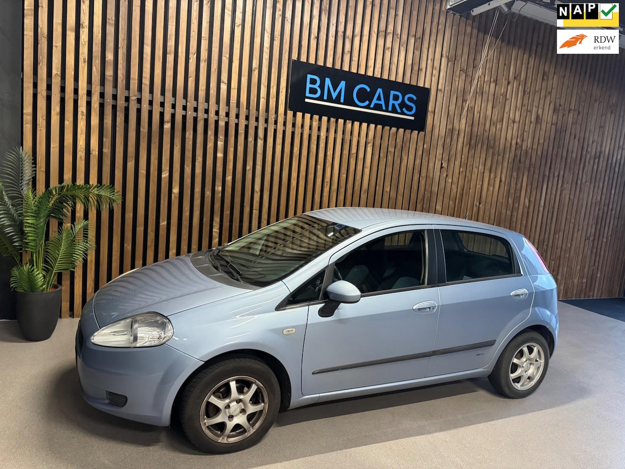 Fiat Grande Punto - 1.2 Dynamic [bj 2006] 1e Eig|Nieuwe APK - AutoWereld.nl