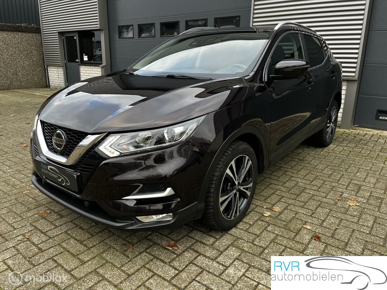 Nissan Qashqai - 1.3 DIG-T PANODAK/AUTOMAATCRUISE-CAMERA - AutoWereld.nl