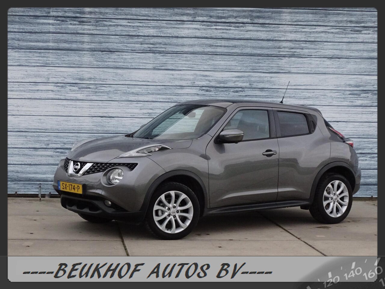 Nissan Juke - 1.2 DIG-T S/S Connect Edition Navi Trekhaak Pano - AutoWereld.nl