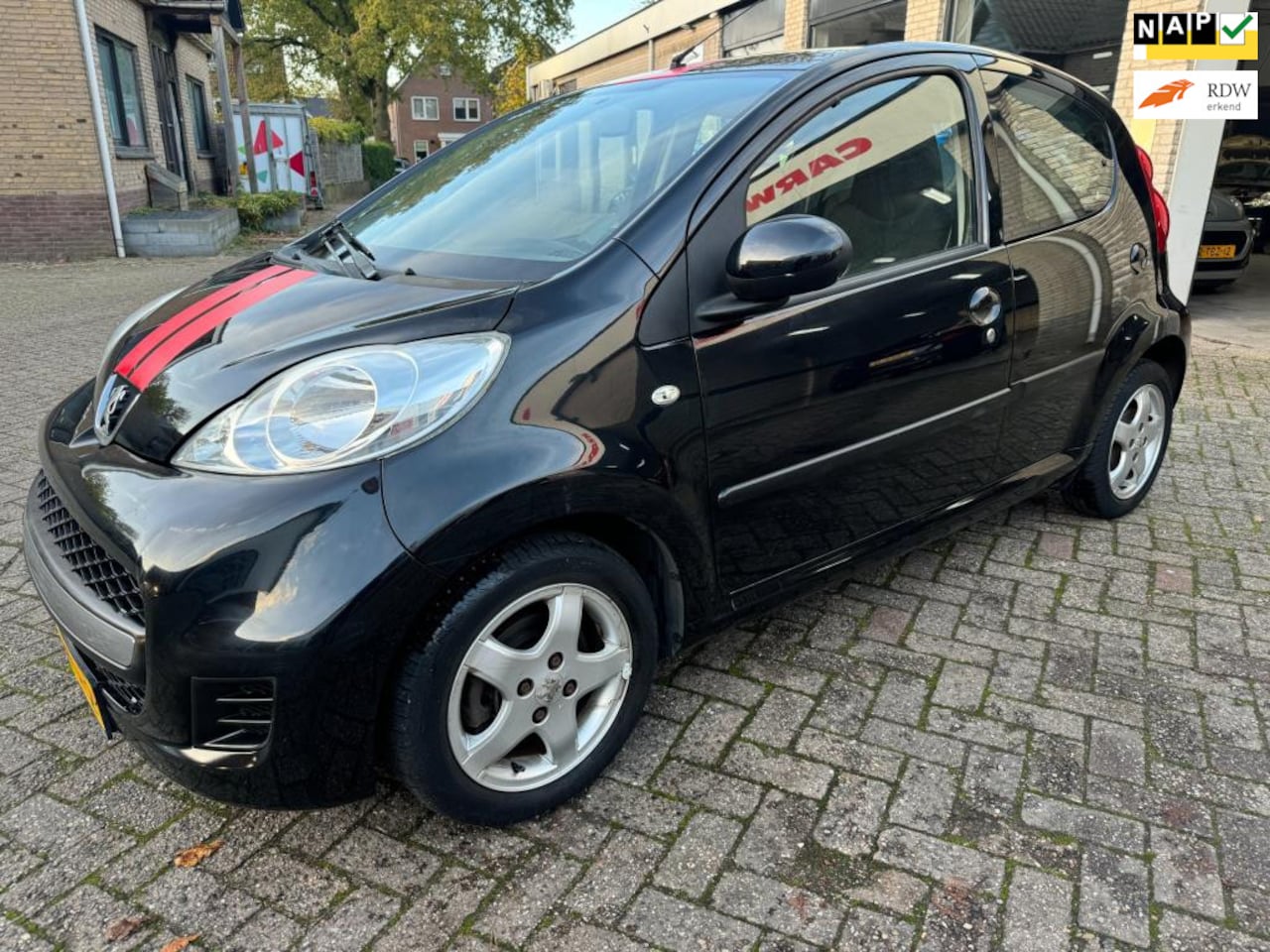 Peugeot 107 - 1.0-12V XS AUTOMAAT AIRCO ORG 81823 KM NAP O.H BOEKJES LM VELGEN NETTE STAAT - AutoWereld.nl