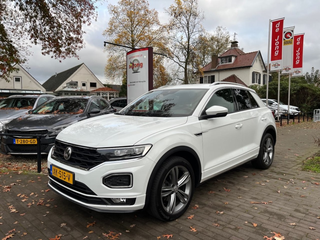 Volkswagen T-Roc - 1.5 TSI R-LINE SPORT 150PK / DIGI COCKPIT / ADAP. CRUISE / 18'' - AutoWereld.nl