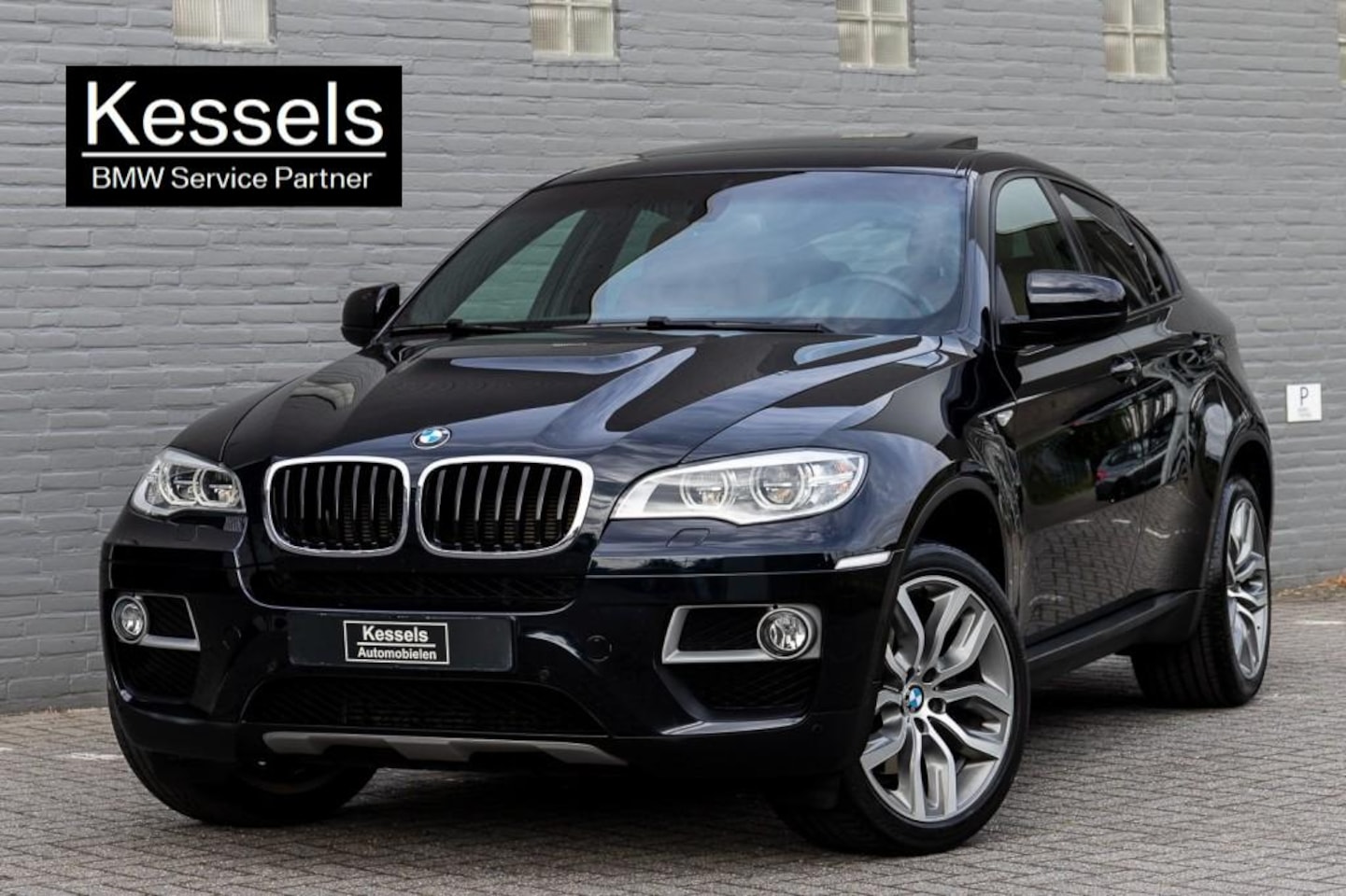 BMW X6 - 35i / High-Executive / Schuifdak / Individual / Niveauregeling - AutoWereld.nl