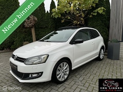 Volkswagen Polo - 1.2 Highline 1e EIG PANO|Bi-Xenon Led|VOL