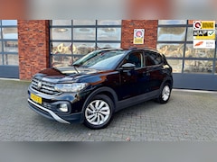 Volkswagen T-Cross - 1.0 TSI Life |Apple CarPlay|Cruise control|Parkeer sensor|regen-licht sensor