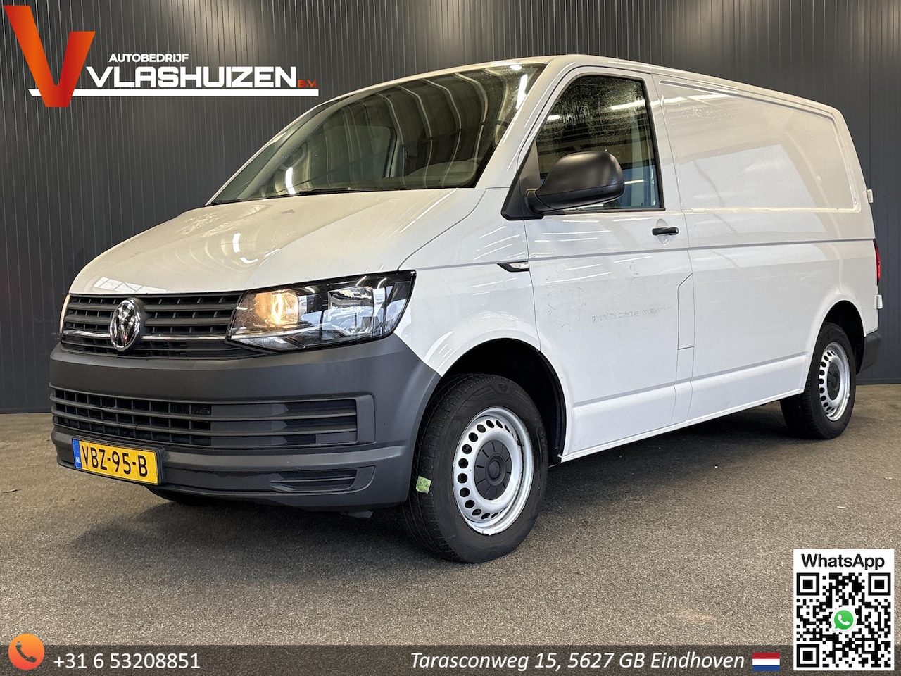 Volkswagen Transporter - 2.0 TDI 150PK DSG Aut. | € 9.800,- NETTO! | Euro 6 | Cruise | Airco | Kasteninrichting | - AutoWereld.nl