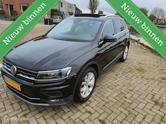 Volkswagen Tiguan - 1.4 TSI Comfortline Business R -AUTOMAAT