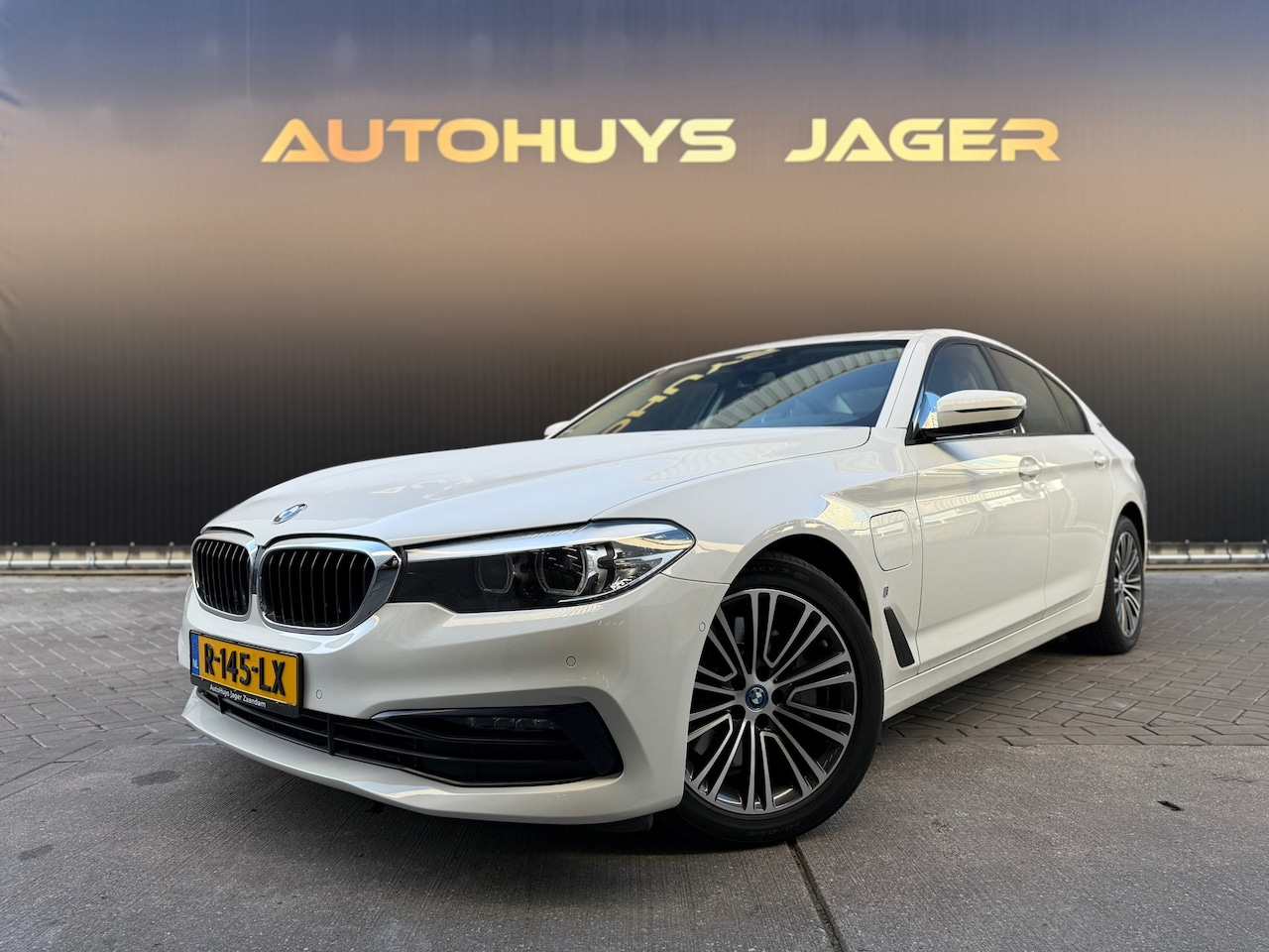 BMW 5-serie - 530e iPerformance High Executive 530e iPerformance High Executive - AutoWereld.nl